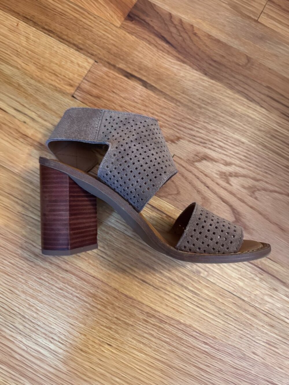 Franco Sarto Delores Suede Women's Sandal, Size 7.5 (Used)